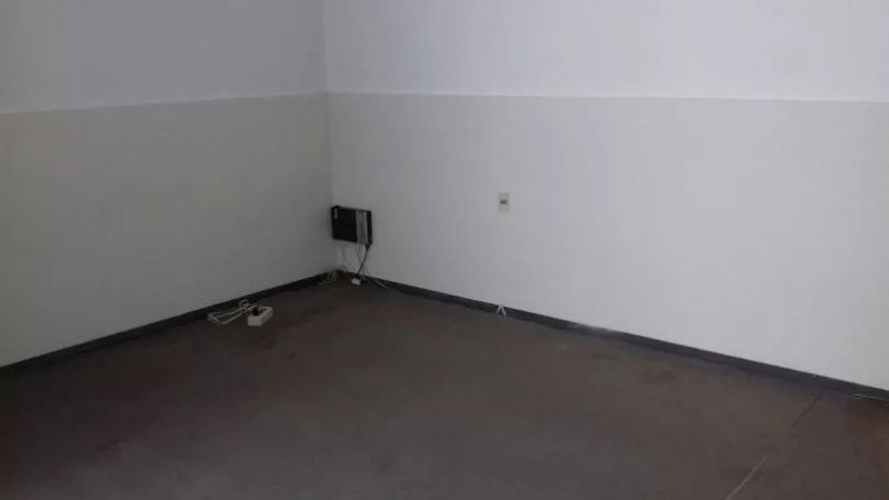 Casa de 6 dorm. en venta, en Tres Cruces.